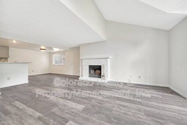 Building Photo - 1824 S Quintero Way