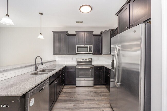 Foto del edificio - 205 S Walnut St