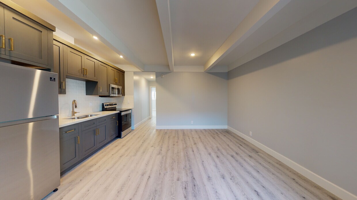 Foto principal - 730 S Serrano Ave