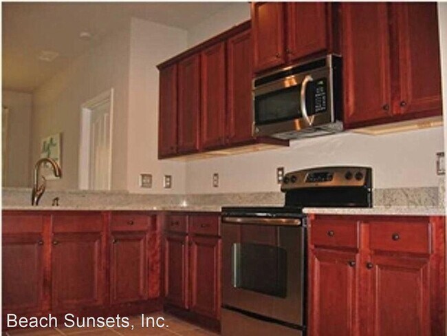 Building Photo - 3 br, 2 bath House - 554 Camellia Ct