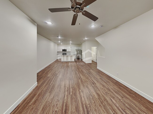 Building Photo - 6016 S Jordan Pkwy W