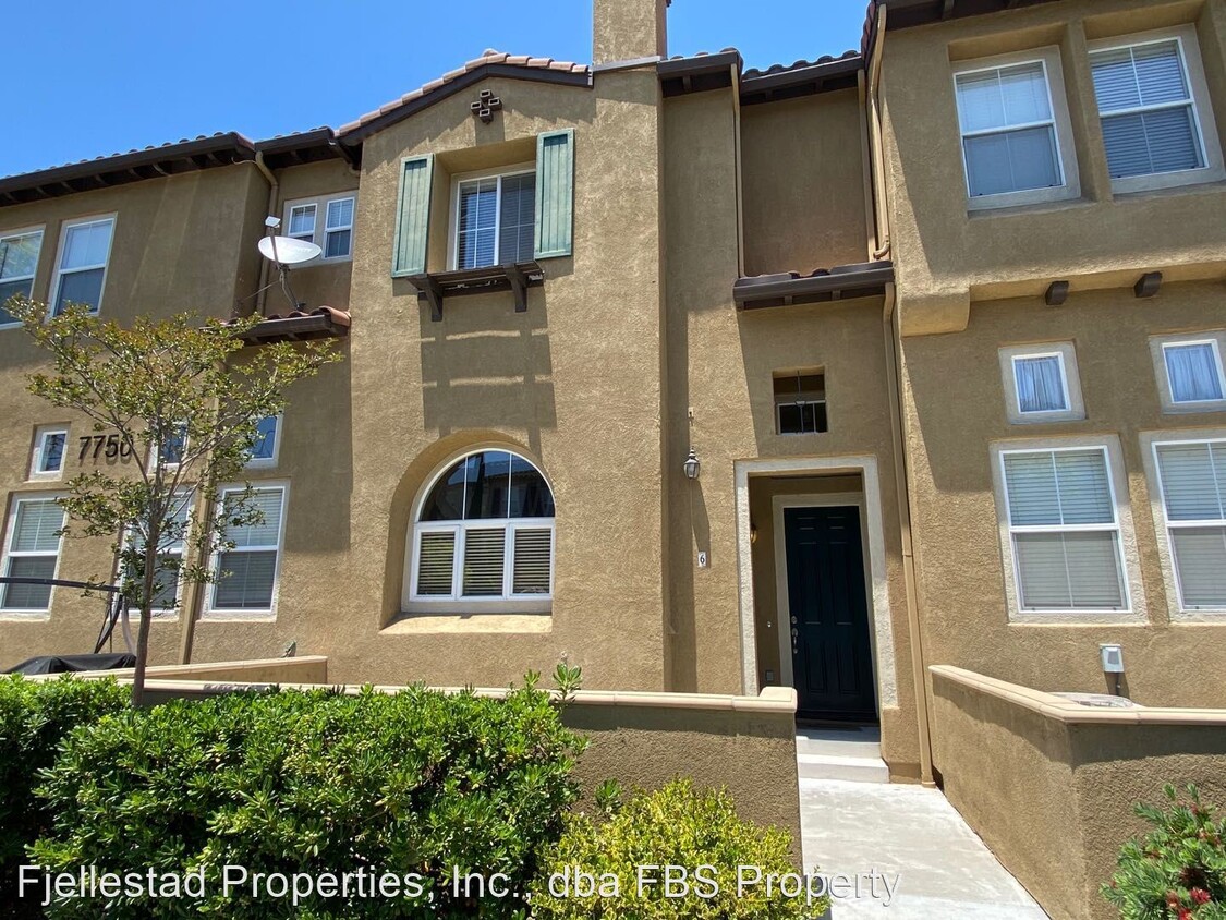 Primary Photo - 3 br, 2.5 bath House - 7750 Via Francesco #6