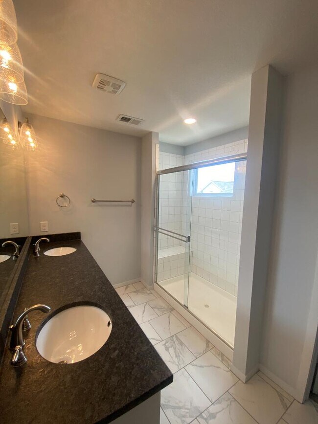Foto del edificio - 21318 W 117th Terrace