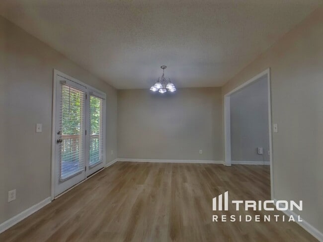 Building Photo - 699 Creek Stone Dr