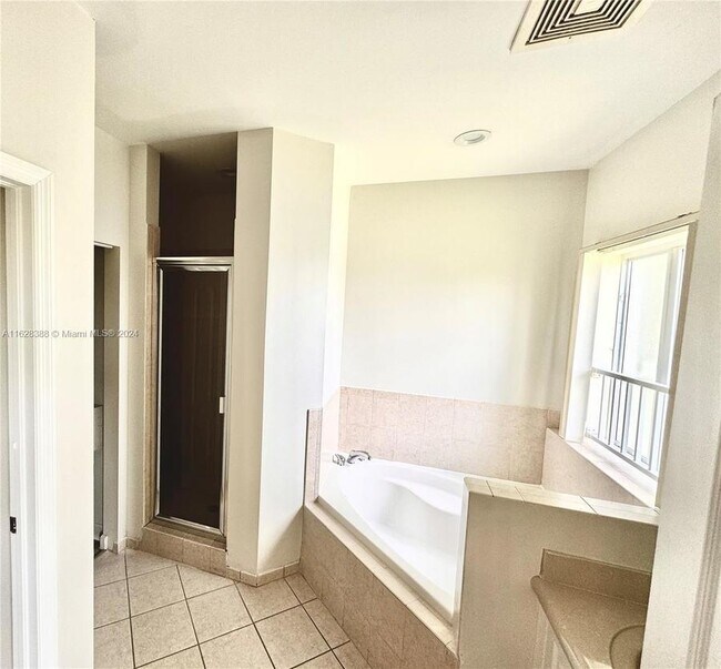 Foto del edificio - 5145 SW 165th Ave