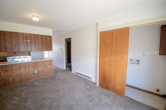 Building Photo - 1624 E Pitkin St