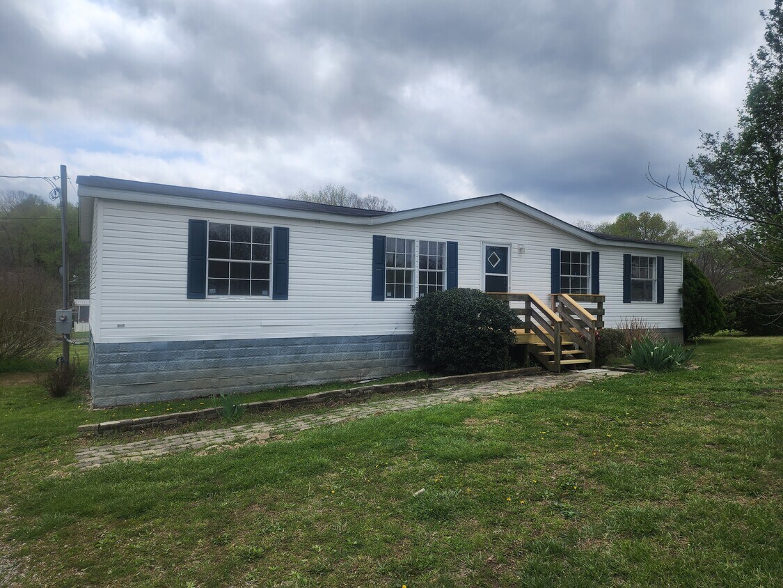 Primary Photo - 11211 Allen Dr