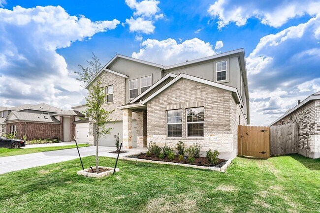 Building Photo - 1337 Aquilla Dr