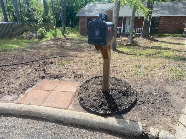 Building Photo - 3849 Ivy Ct