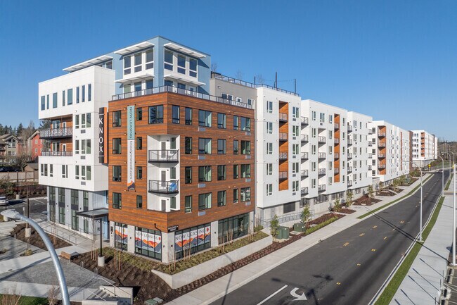 Building Photo - Knox