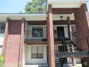 Building Photo - 251 Rast St