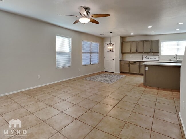 Building Photo - 6173 S Bell Pl