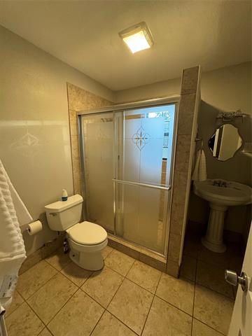 Foto del edificio - 620 Hillcrest Dr