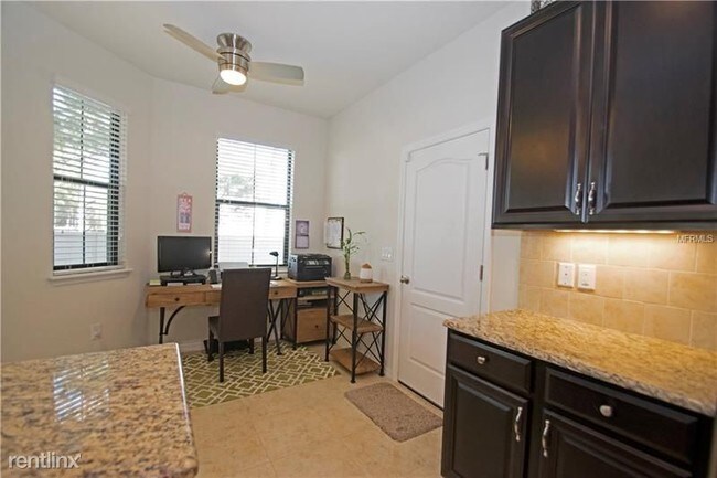 Foto del edificio - 3 br, 2.5 bath Townhome - 5142 Bay Isle Cir