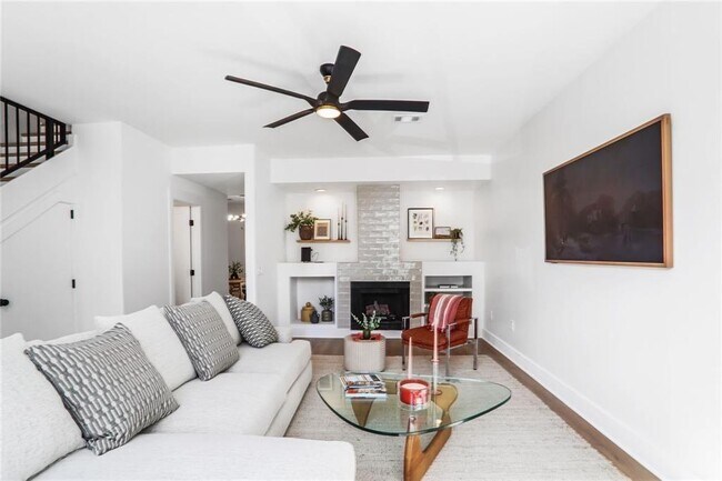 Foto del edificio - 1210 Cleburne Ave NE