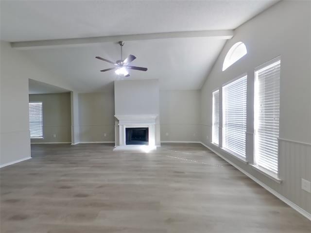 Building Photo - 2400 Ensenada Ln