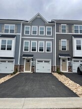 Building Photo - 4669 Drysdale St