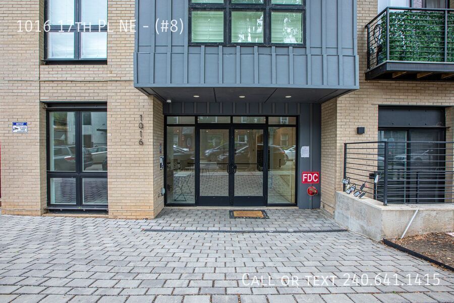 Photo - 1016 17th Pl NE-(#8)