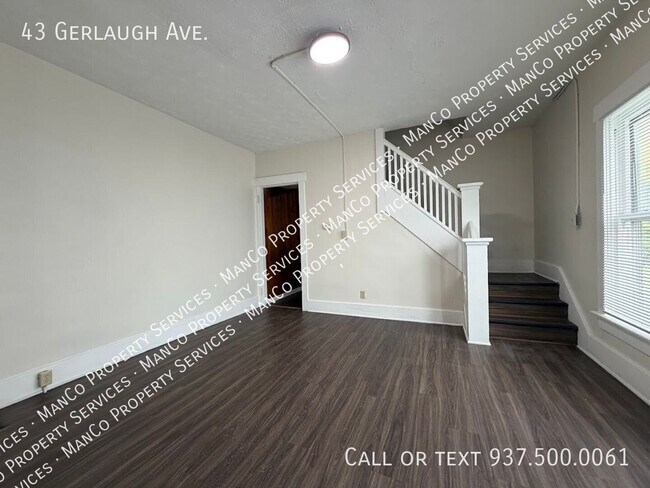 Foto del edificio - 43 Gerlaugh Ave