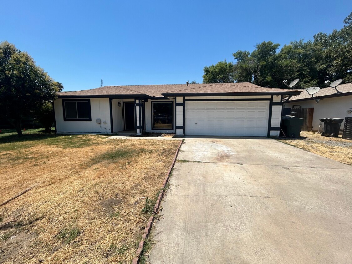 Foto principal - 941 S Linwood St