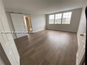 Building Photo - 1650 Harbour Side Dr