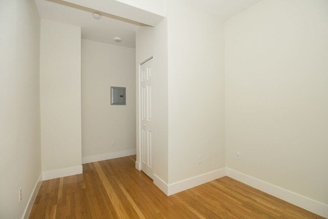 Foto del edificio - 969 Bush St