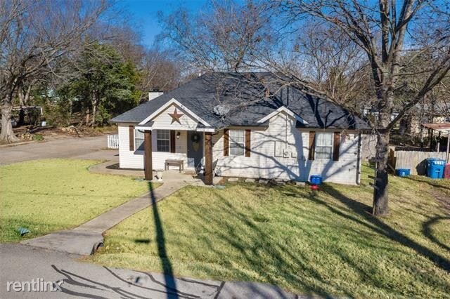 Building Photo - 3 br, 1 bath House - 501 Lillian Street
