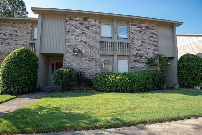 Photo - Crossland Downs House