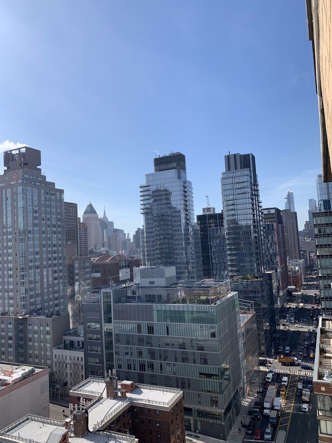 Foto del edificio - 75 West End Ave