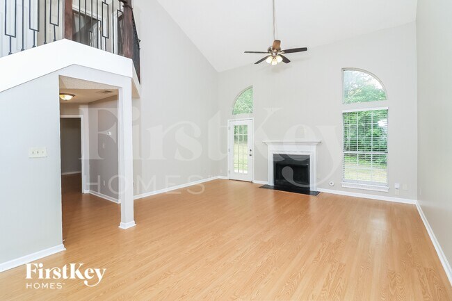 Foto del edificio - 4242 Abington Walk NW