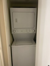 Building Photo - 5923 E 33rd Ct