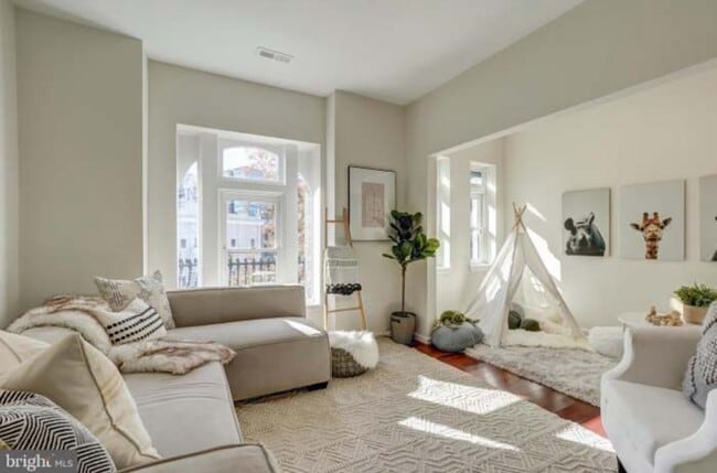 Photo - 619 Florida Ave NW Townhome