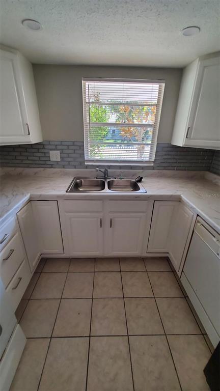 Building Photo - 727 Milwaukee Ave