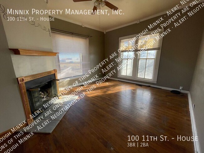 Building Photo - 100 11th St.