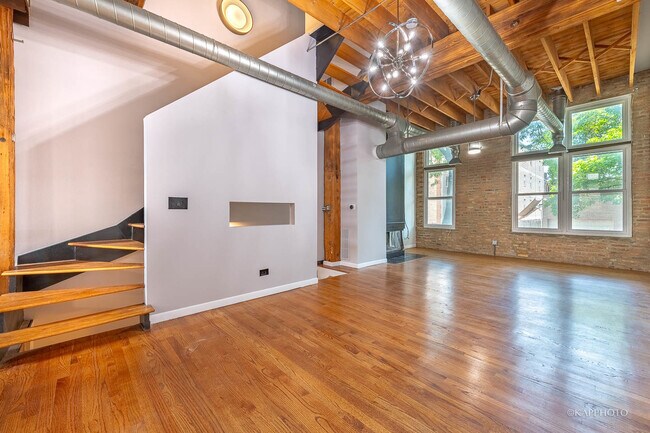 Foto del edificio - 2334 W Polk St