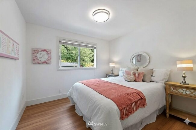 Foto del edificio - 11058 NE 33rd Pl