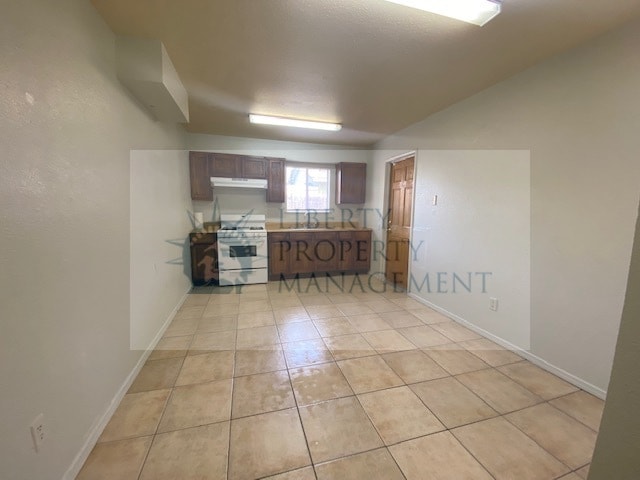 Building Photo - 4915 E Laurel Ave