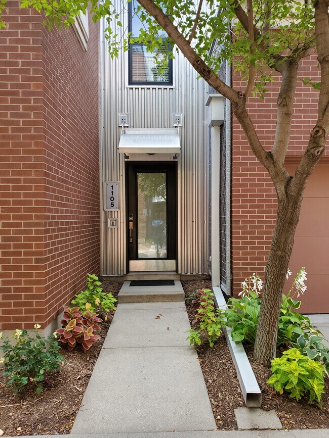 Front Door - 1105 Mayberry Plaza