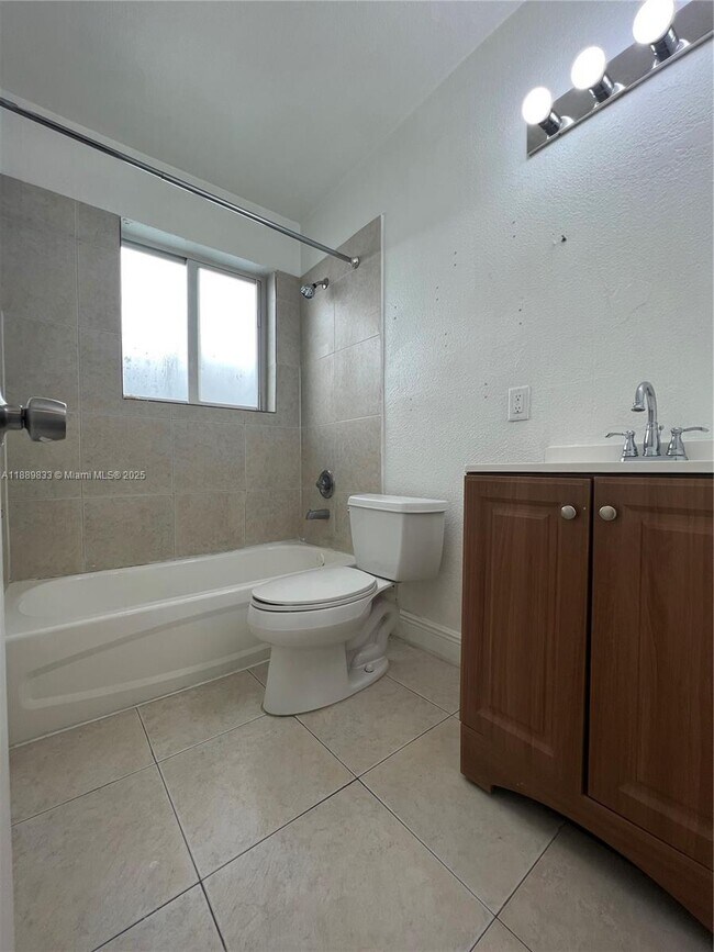 Foto del edificio - 1524 Lenox Ave.