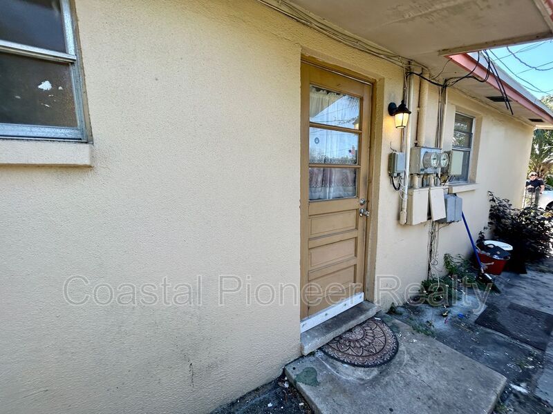 Foto principal - 1016 E Seneca Ave