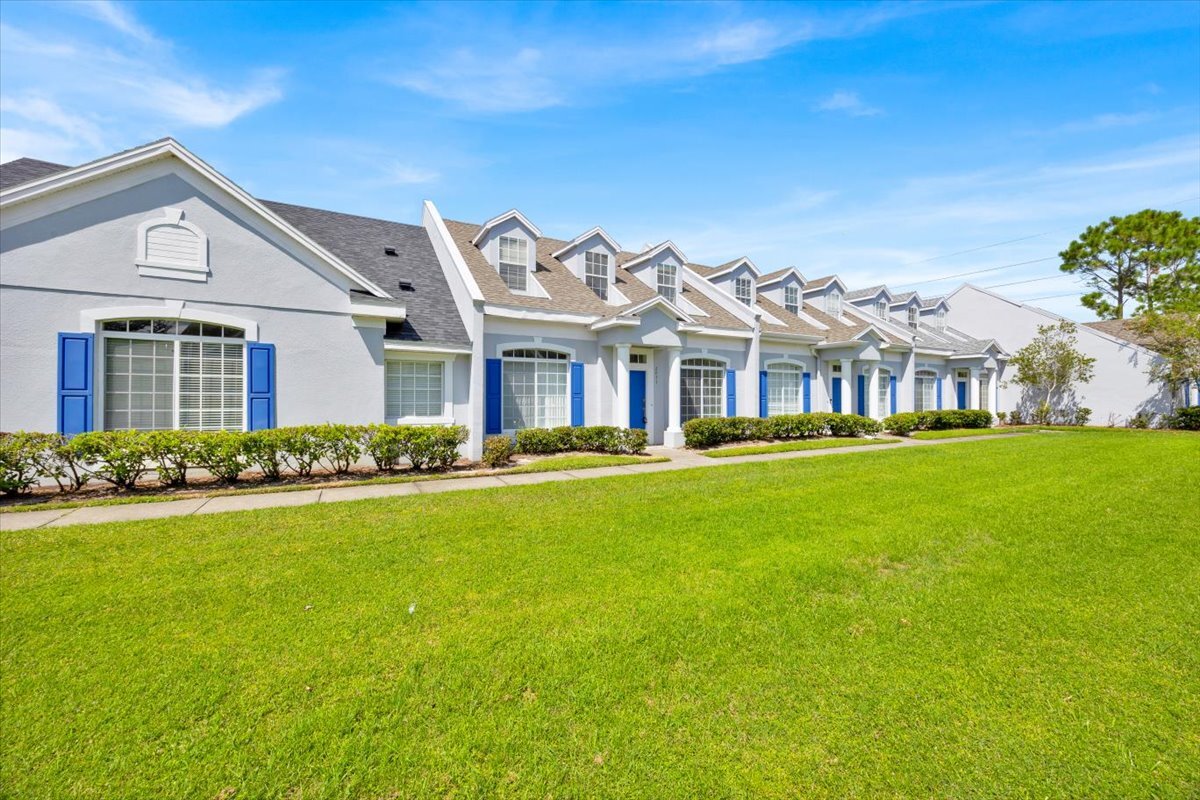 Foto principal - 2051 Island Brook Ln