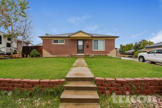 Building Photo - 269 E 109th Ave