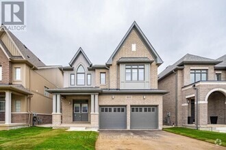 Building Photo - 469 Adelaide St