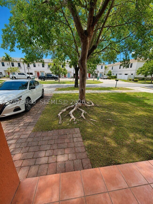 Foto del edificio - 612 SW 11th St