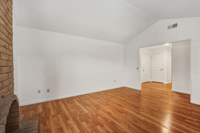 Foto del edificio - 10028 Biscanewoods Way