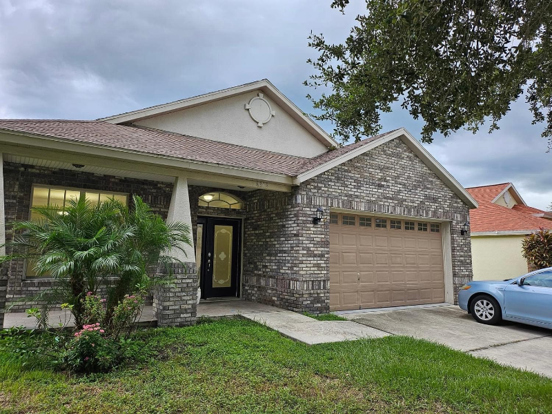 Primary Photo - 6312 Bridgecrest Dr
