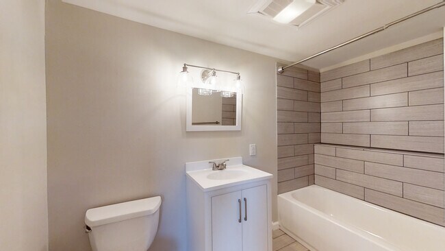 Bathroom - 105-107 E Main St