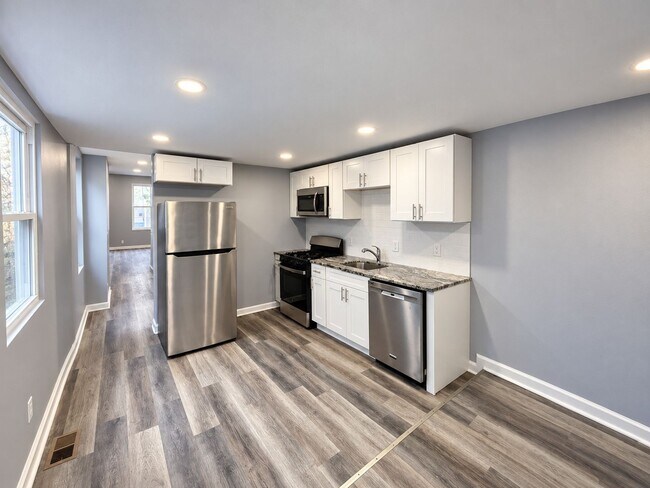 Building Photo - Renovated 3-Bedroom, 2-Bath Home with Central Air in Brewerytown
