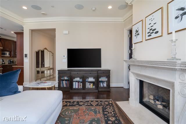 Foto principal - 1 br, 1 bath Condo - 2555 N Pearl St Apt 1004