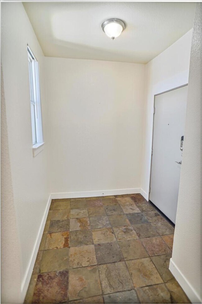 Building Photo - 24535 Town Center Dr